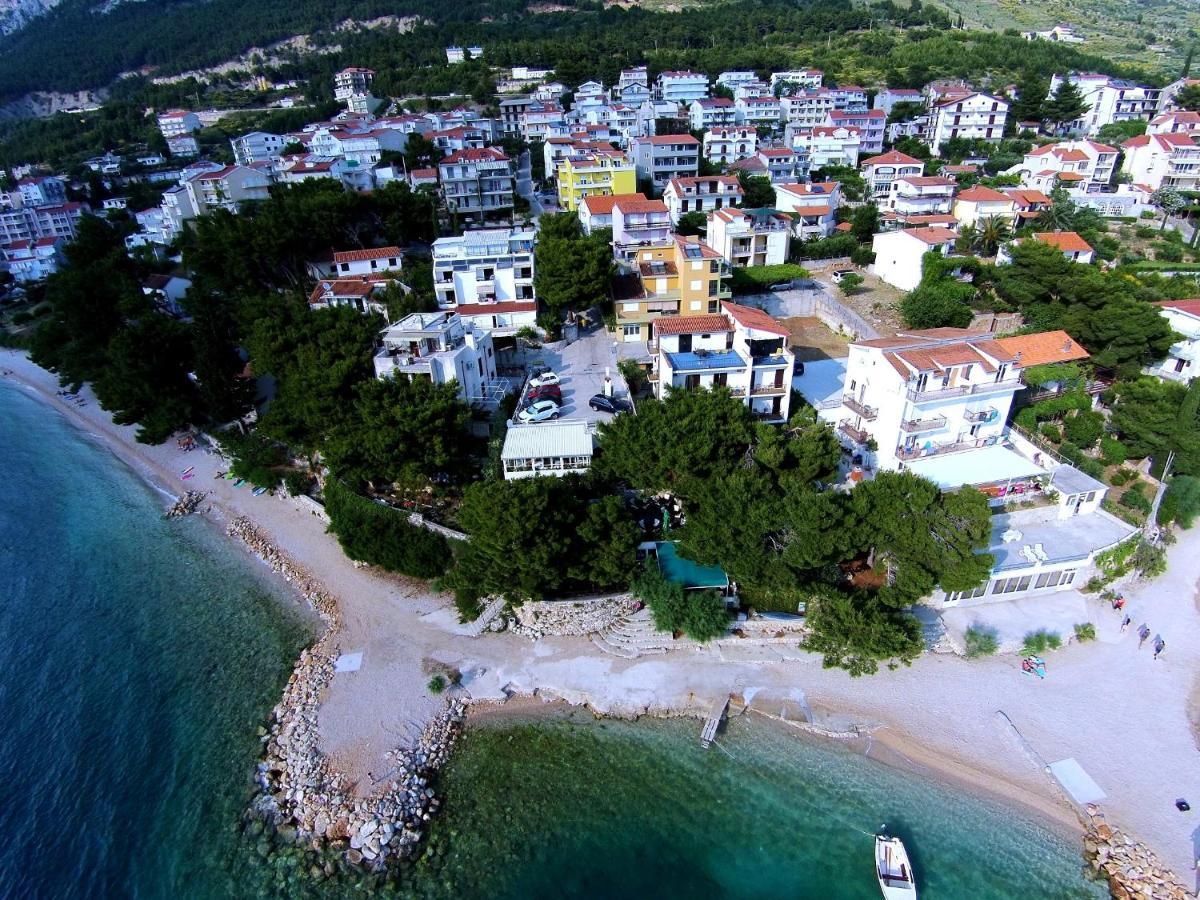 Aga Beach Suites Omiš Exteriör bild